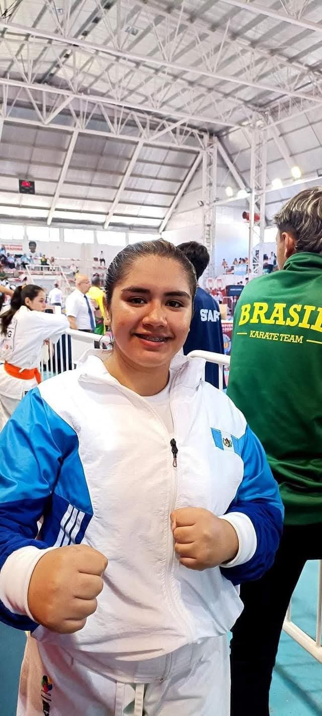 Devora Nicolle  Amado Trigueros 